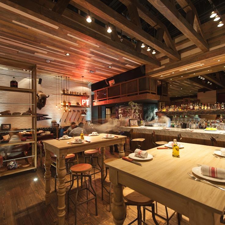 Parks and entertainment for families in Lisbon, Portugal